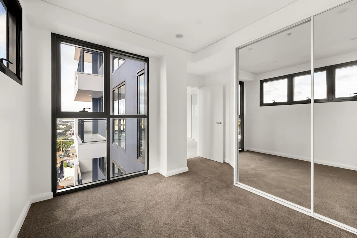  Unfurnished 3 Bedrooms 2 Bathrooms  -  UKO Parramatta Central  - Gallery -  1