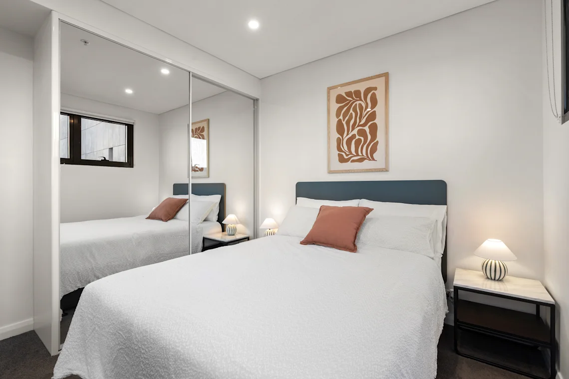  Furnished 3 Bedrooms 2 Bathrooms  -  UKO Parramatta Central  - Gallery -  10