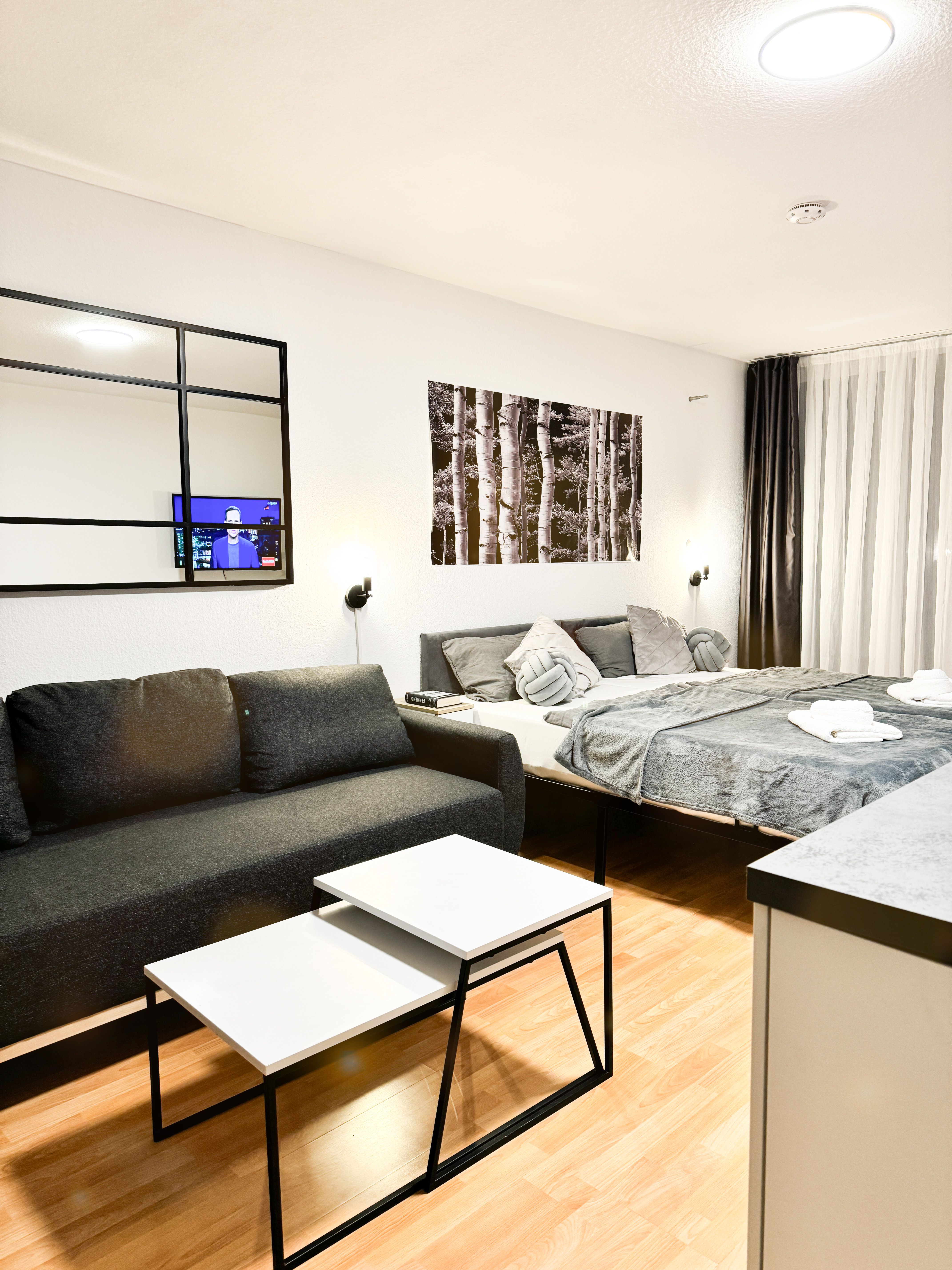 Modern Apartment In The Heart Of Karlsruhe - 13