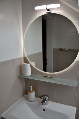 Near Frankfurt City, modern, stylish and comfortable! Pretty and fantastic apartment with nice city view