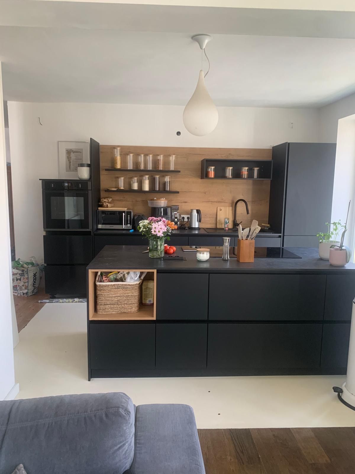 Modern, Furnished, Exclusive 3-Room, 105 M² Residential Area In A Prime Location In Nuremberg - 1