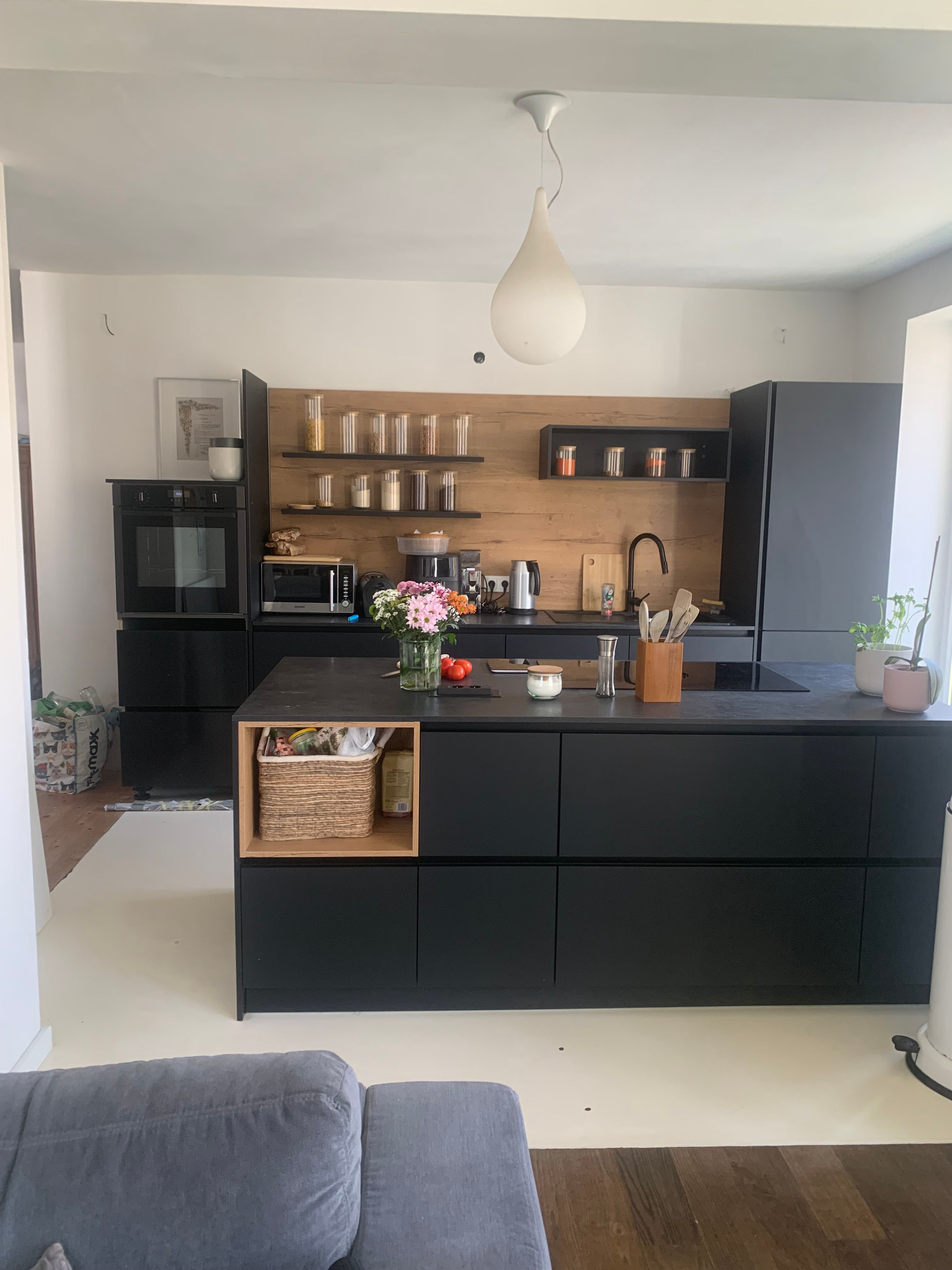 Modern, Furnished, Exclusive 3-Room, 105 M² Residential Area In A Prime Location In Nuremberg - 2