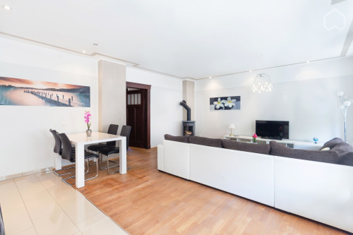 Fashionable and cute apartment - Gallery - 14