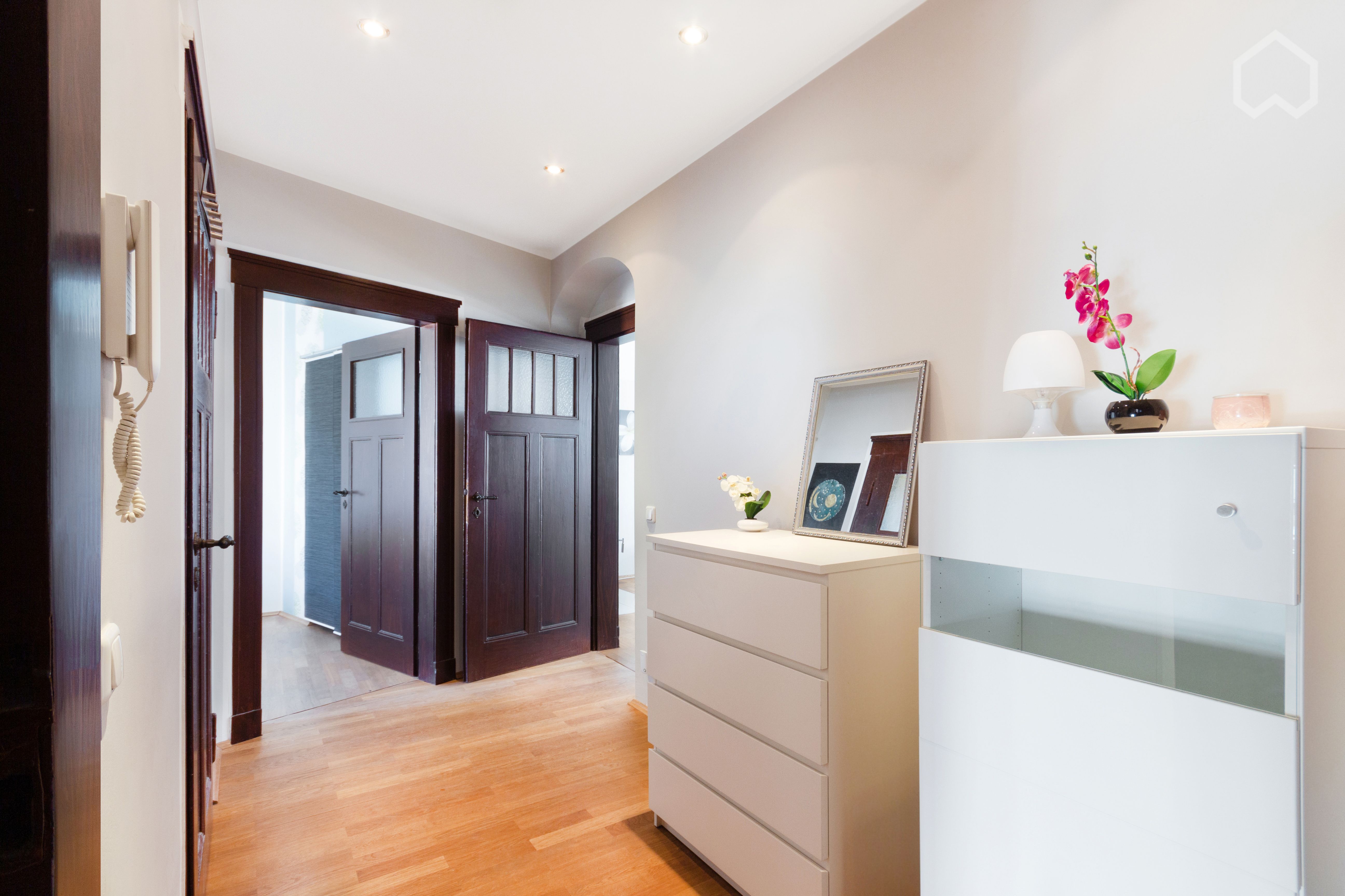 Fashionable And Cute Apartment - 5