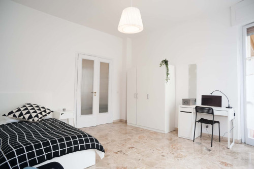 via Baracca 1 - Stanza 36