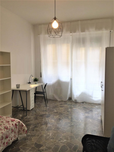 via Quintino Sella 3 - Stanza 42