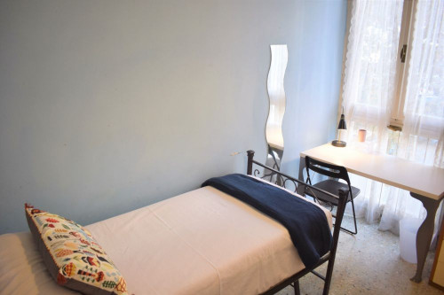 Stanza in Via Targioni Tozzetti