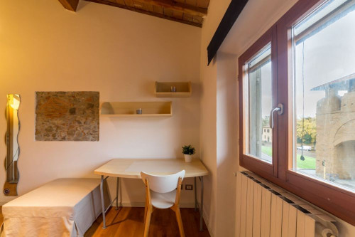 Stanza in Via Ponte Alle Mosse