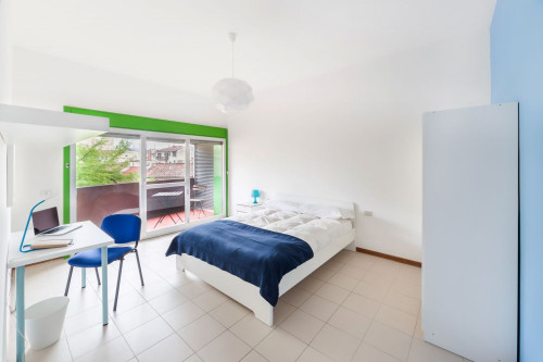 Bellissima camera singola, Via Ponte All'Asse.