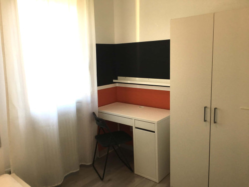 VIA SABBIONI 4A - Stanza 5