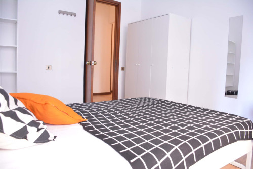 Via Tigellio 20b - Stanza 52