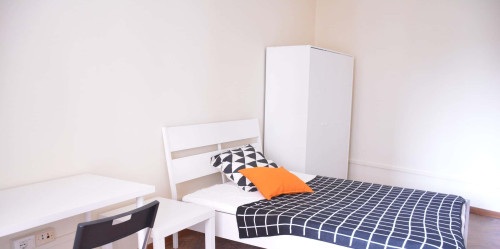 Via Pola n5 - Stanza 59