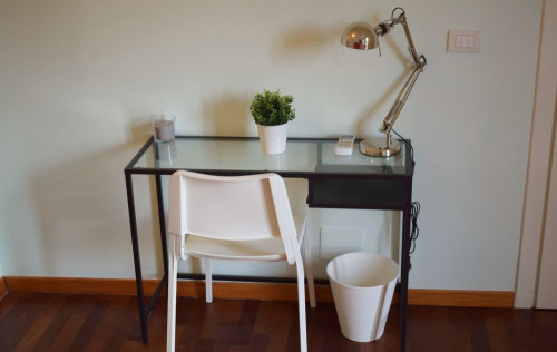 Spaziosa camera matrimoniale con bagno privato Porta al Prato.