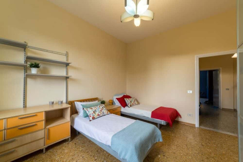 Stanza condivisa in Via Benedetto Marcello