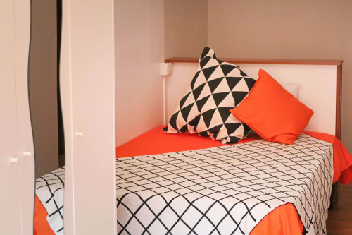 Via tigellio 24 - Stanza 68