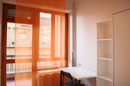 Via tigellio 24 - Stanza 68