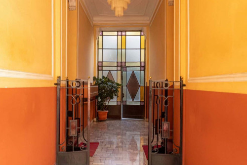 Elegante trilocale adiacente a Pasteur