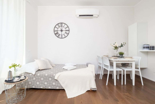 Accogliente bilocale adiacente all'Università Bocconi