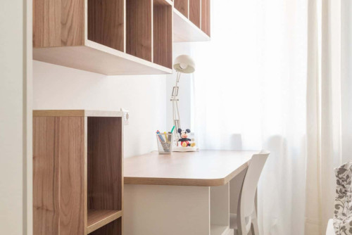 Luminoso trilocale vicino Piazza Cinque Giornate