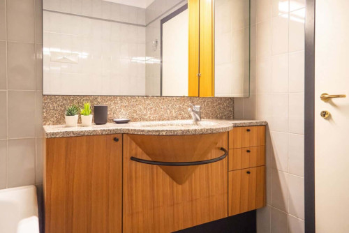 Ampio trilocale in zona Corso Indipendenza  - Gallery -  5