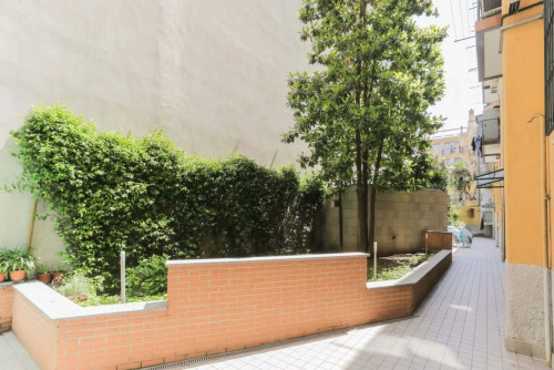 Luminoso bilocale con balcone in zona Amendola