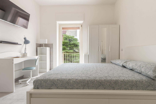 Via Catalocchino 57 - Stanza 33