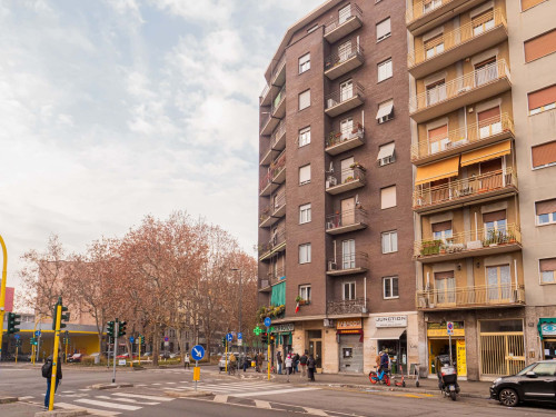 Spazioso trilocale in zona Maciachini