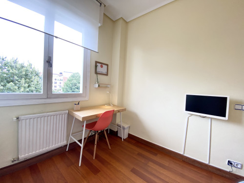 Habitación exteriox luminosa. Ferro 2