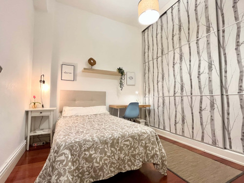 Habitación tranquila. Elcano 3