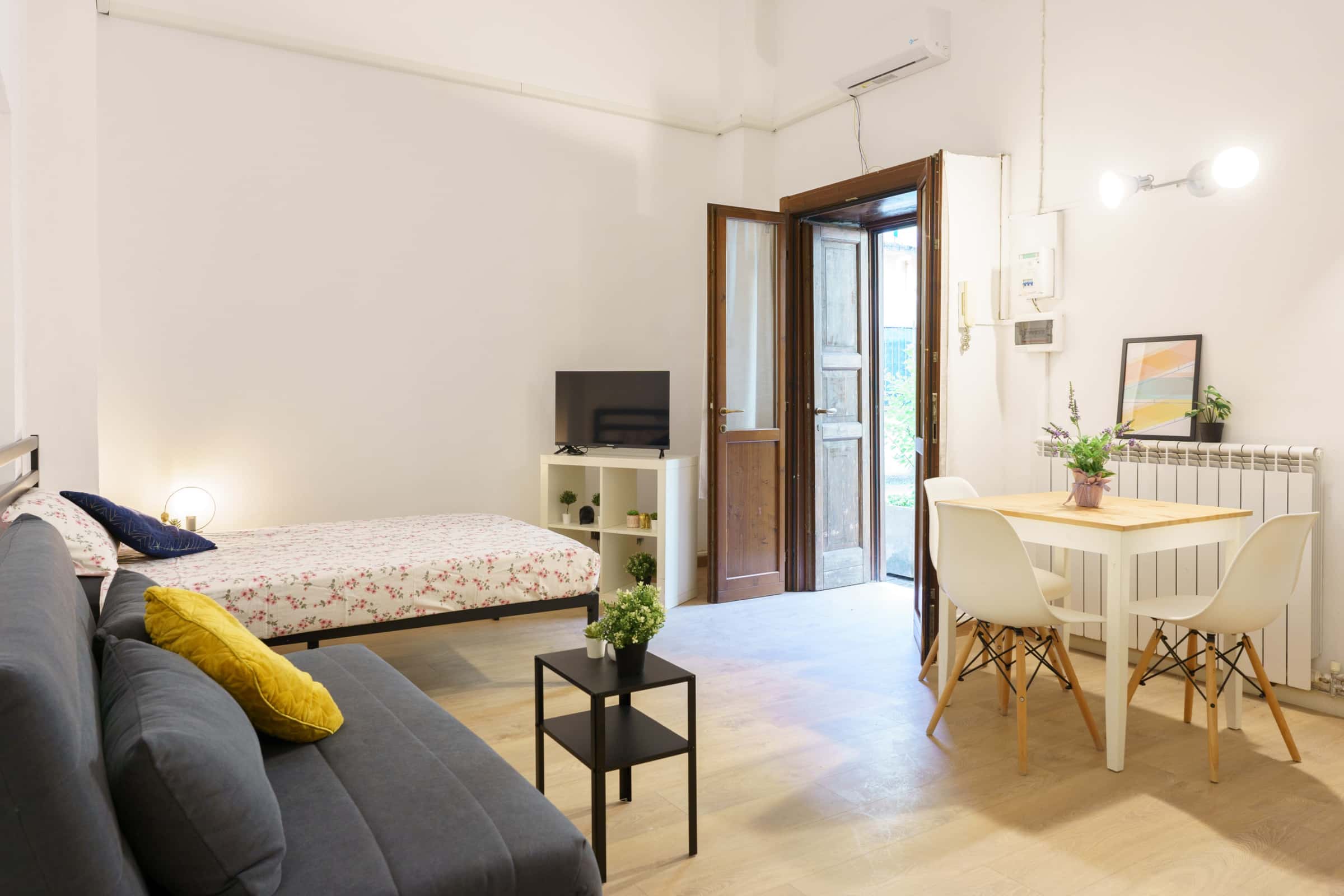  Studio Apartment In Via Don Bosco,27  -  Studio apartment in Via Don Bosco,27  - Gallery -  1