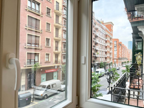 Gran habitación exterior con mirador. Elcano 2