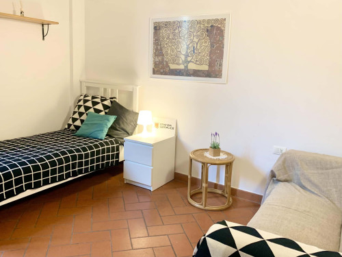 VIA S. ANTONINO 13 (2) - Stanza 1074