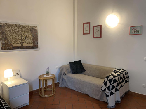 VIA S. ANTONINO 13 (2) - Stanza 1074