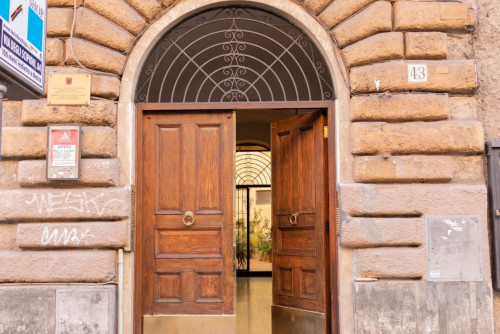 Elegante trilocale vicino S. Pietro