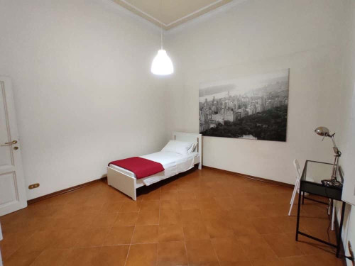 Stanza privata in Viale Dei Mille 32