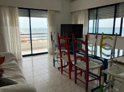 Welcoming 2 Bedroom Apartment with a balcony and Gaivota beach front