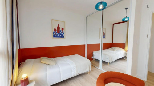 Cosy single bedroom near Lourmel metro