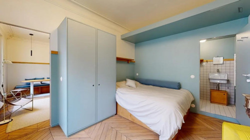 Very nice 1 bedroom apartment near Pigalle metro station