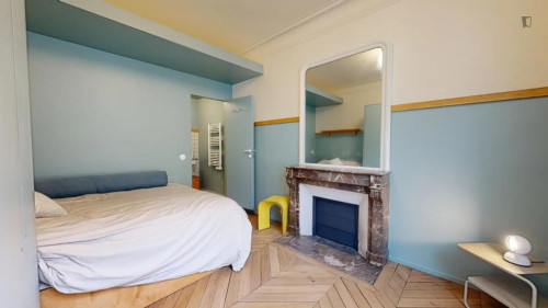 Very nice 1 bedroom apartment near Pigalle metro station