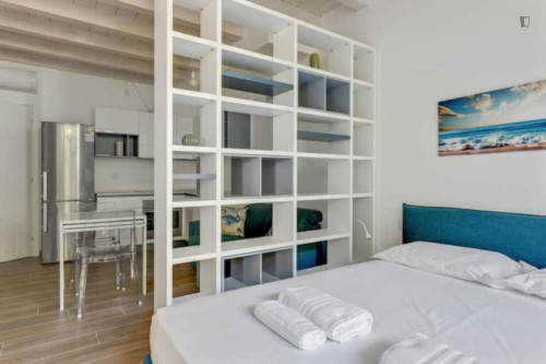 Welcoming studio close to Università Bocconi  - Gallery -  5
