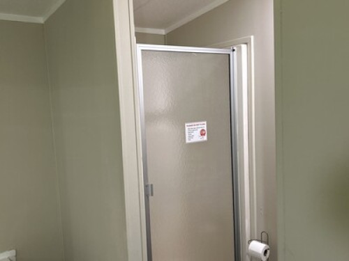 Furnished room with private bathroo