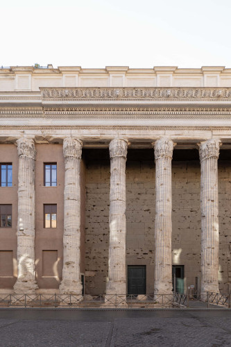 Appartamento in P.za di Pietra