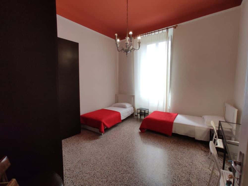 Stanza condivisa inVia del Bronzino