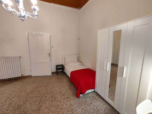 Stanza condivisa inVia del Bronzino