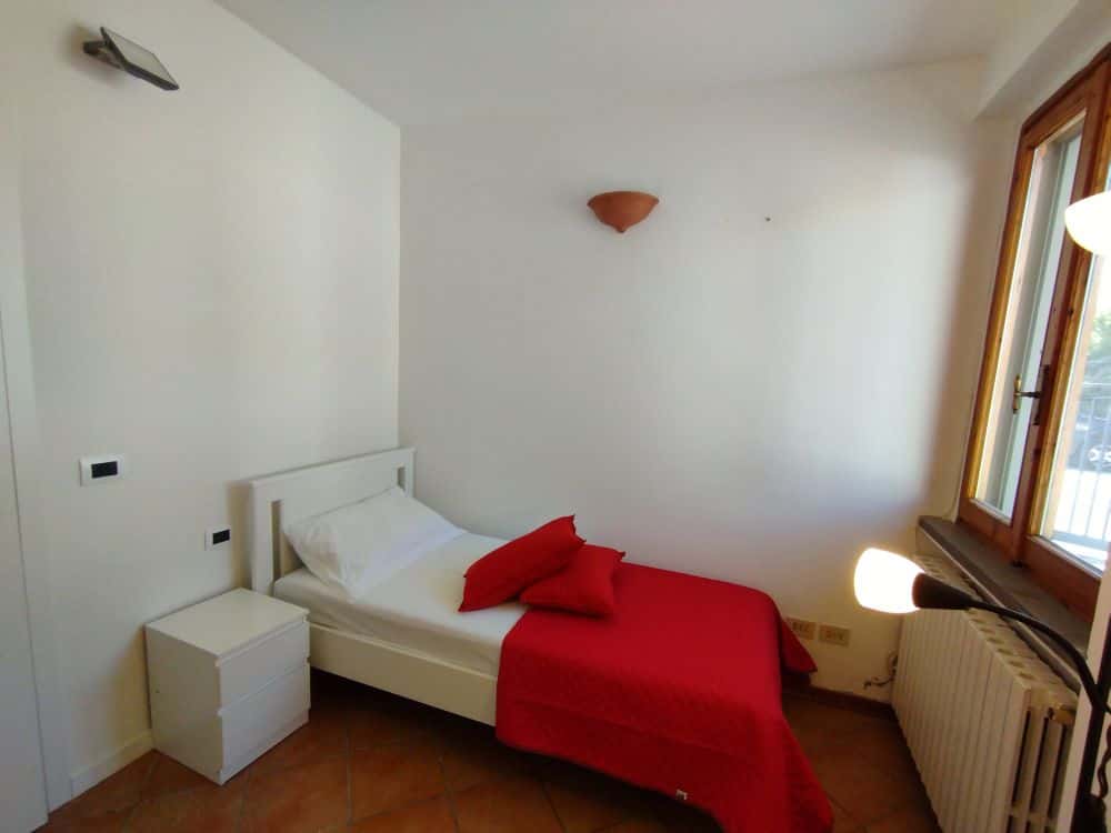  Camera Privata In Via Calzolari 29  -  Camera privata in Via Calzolari 29  - Gallery -  1