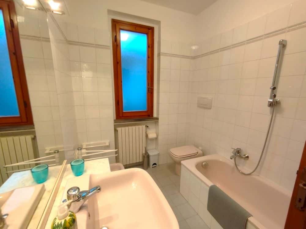  Camera Privata In Via Calzolari 29  -  Camera privata in Via Calzolari 29  - Gallery -  1