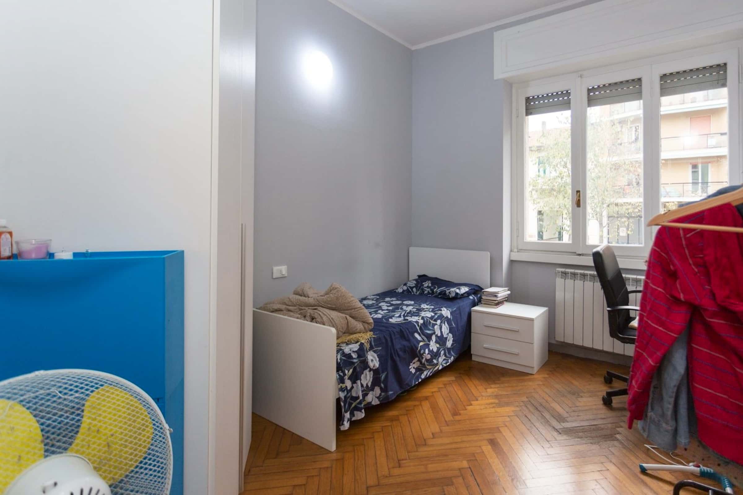 Via Ettore Ponti - 1