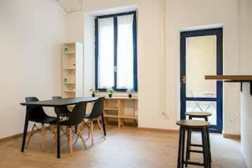 Cozy 1 BR apartment With terrace and AC in Corso Buenos Aires, 45-1°