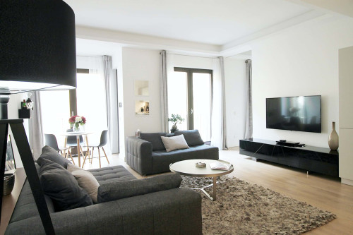 868 | Wonderful central downtown apartment in Mitte near Lafayette