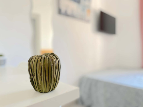 Deluxe sunny room near CENTER with double bed, TV 32", lock door and WIFI incl. - Gallery - 5